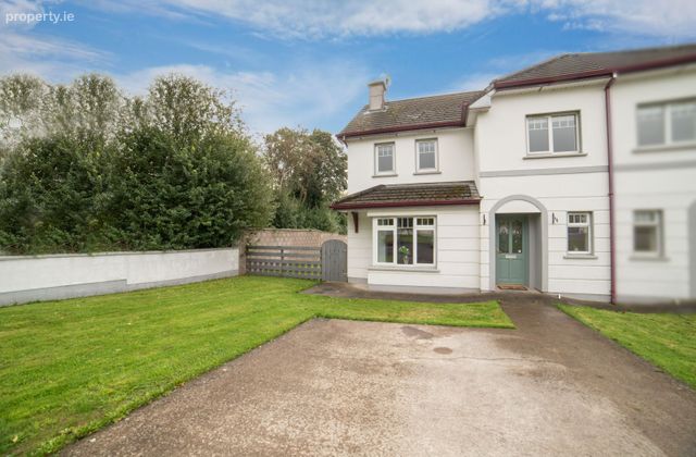 10 Lime Kiln Lawn, Mallow, Mallow, Co. Cork - Click to view photos