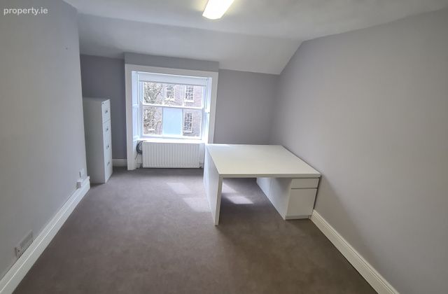 28 Baggot Street Lower, Dublin 2 - Click to view photos