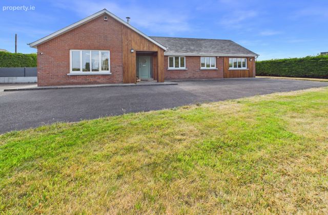 Over White Gap, Coolrainey, Curracloe, Co. Wexford - Click to view photos
