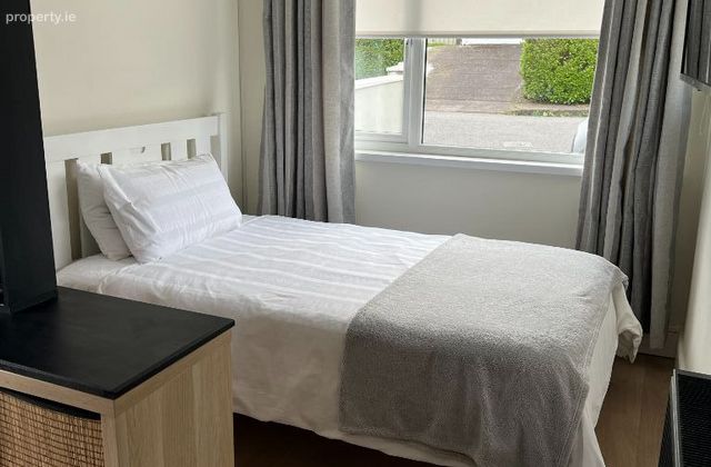 Clashduv Road, Wilton, Co. Cork - Click to view photos