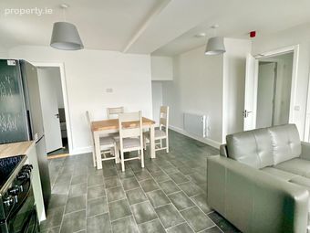 Ferryboat House, Ground Floor Apartment 1 Lower Glanmire Road, Montenotte, Co. Cork - Image 2