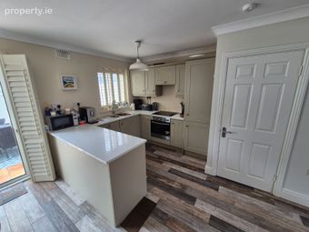 24 Victoria Court, Kilkee, Kilkee, Co. Clare - Image 2
