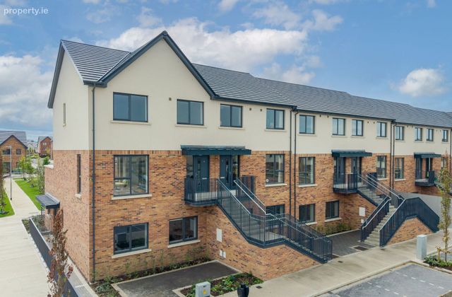 The Fern, 3 Bed Duplex, Lucan, Co. Dublin - Click to view photos
