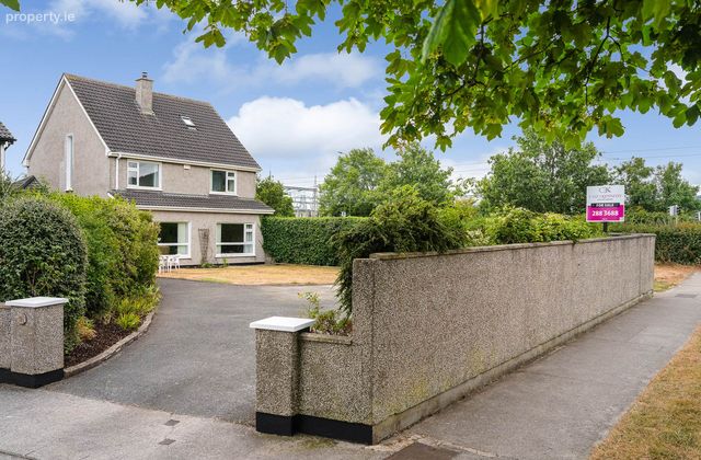 9 Drinaghmore Close, Leopardstown, Dublin 18, Co. Dublin, Leopardstown, Dublin 18 - Click to view photos
