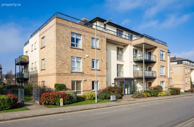 42 Cedar Square, Ridgewood, Swords, Co. Dublin - Click to view photos