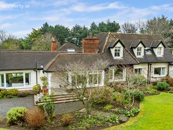 Moorea, Kerrymount Avenue, Foxrock, Dublin 18