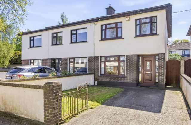 4 The Drive, Seatown Park, Swords, Co. Dublin - Click to view photos