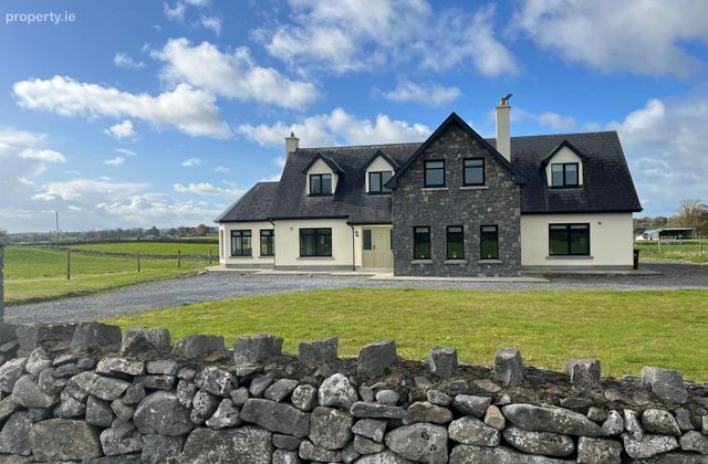 Rackins, Curraghboy, Athlone, Co Roscommon, Curraghboy, Co. Roscommon - Click to view photos