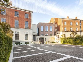 Apartment 10, 19 Pembroke Road, Ballsbridge, Dublin 4 - Image 2