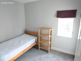 104 Clonlea, Mount Oval Village, Rochestown, Co. Cork - Image 3