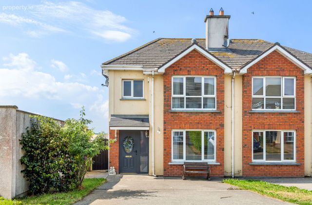 16 The Way, Meadowvale, Arklow, Co. Wicklow - Click to view photos