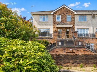 121 Monksfield, Bealnamulla, Athlone, County Roscommon, N37 TP27, Athlone, Co. Roscommon