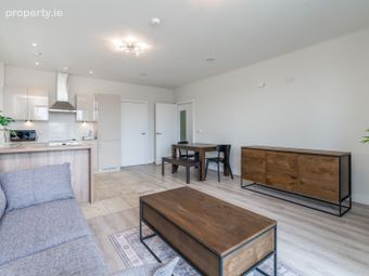 Bramley Hall, Hamilton Park, Castleknock, Dublin 15 - Image 2