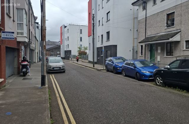 Apartment 2, 80 The Courtyard, Douglas Street, T12fc04, Cork City Centre, Co. Cork - Click to view photos