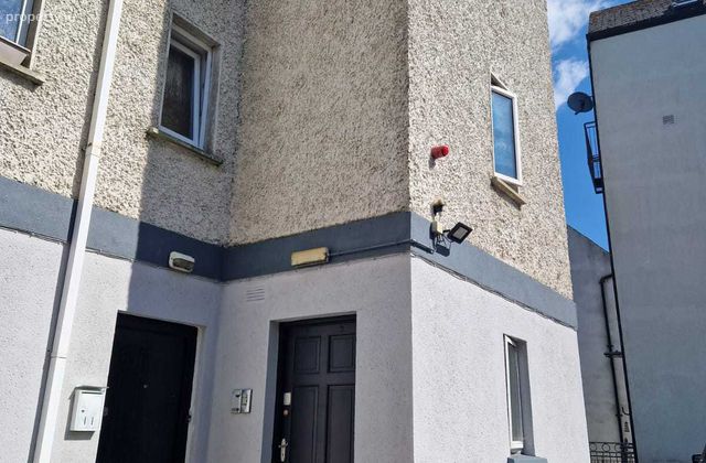 8 The Weirs, Leighlin Road, Graiguecullen, Co. Carlow - Click to view photos