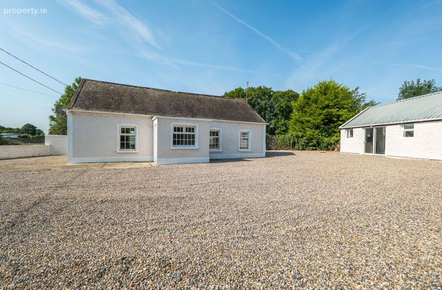 Dovea Lower, Bouladuff, Bouladuff, Co. Tipperary - Click to view photos