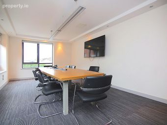 Hyde Square, 654 South Circular Road, Saint James, Dublin 8, Dublin 8 - Image 2