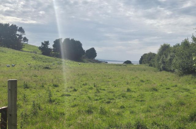 Knockmuldowney, Ballisodare, Co. Sligo - Click to view photos