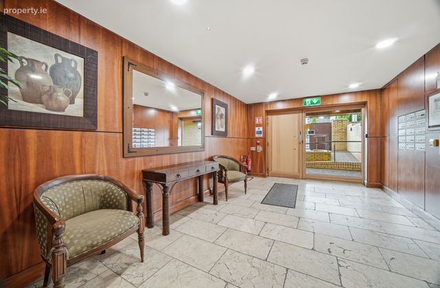 Apartment 33 Merrion Hall, Mount Merrion Avenue, Blackrock, Co. Dublin, Blackrock, Co. Dublin - Click to view photos