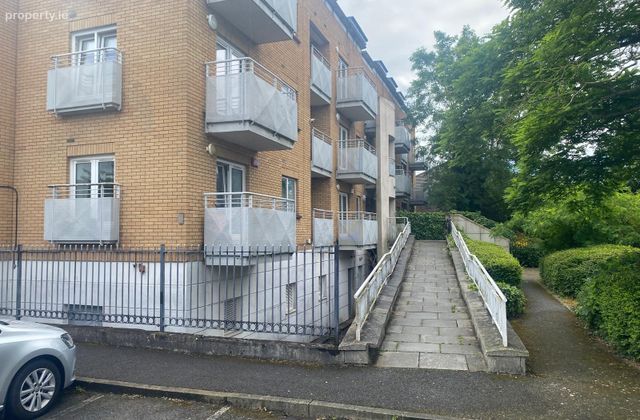Beaumont Court, Beaumont, Dublin 9 - Click to view photos