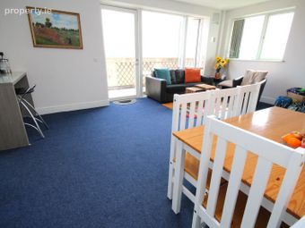 Apartment 23, Larkfield Hall, Leopardstown, Dublin 18 - Image 4