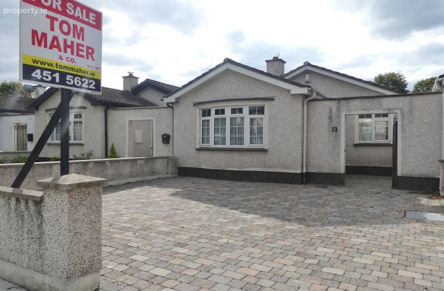 23 Forest Avenue, Dublin 24, Kingswood, Dublin 24 - Click to view photos