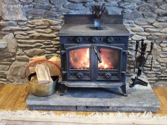 Ballinloghig, Ballydavid, Dingle, Co. Kerry - Image 3