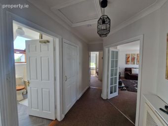 11 Avondale House, Model Farm Road, Wilton, Co. Cork - Image 3