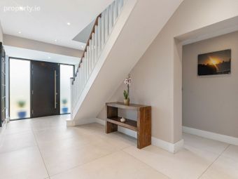 30 South Park, Dublin 18, Foxrock, Dublin 18 - Image 2