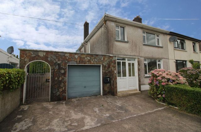 7 Rosegreen Avenue, Beaumont, Ballintemple, Co. Cork - Click to view photos