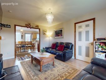 19 Gladesville, Castlebar, Co. Mayo, Castlebar, Co. Mayo - Image 4