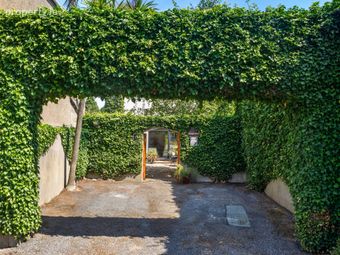 Belmont Mews, Galloping Green, Stillorgan Road, Blackrock, Co. Dublin, Blackrock, Co. Dublin - Image 2