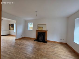 4 Carraig Breac, Drumshanbo, Drumshanbo, Co. Leitrim - Image 2
