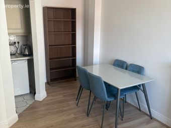 Apartment 9, Palace Gardens, Exchange Court, Dubli, Temple Bar, Dublin 2 - Image 2