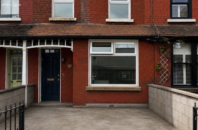 37 Ringsend Road, Dublin 4, Grand Canal Dock, Dublin 4 - Click to view photos