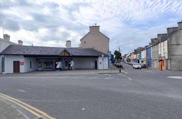 47-50 Henry Street, Kilrush, Kilrush, Co. Clare - Click to view photos
