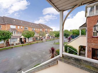 17 Newlands Manor Drive, Clondalkin, Dublin 22, Clondalkin, Dublin 22 - Image 2