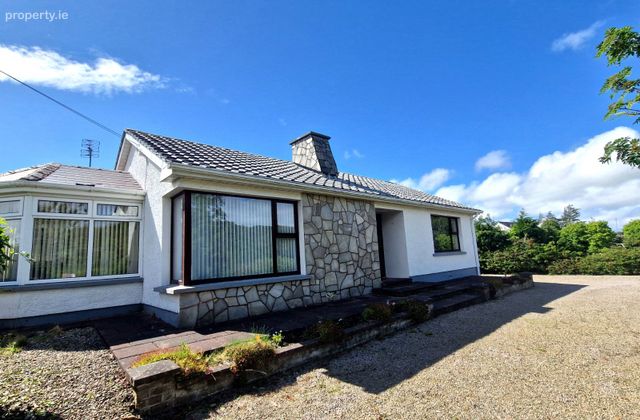 Sandfield, Ardara, Rossbeg, Co. Donegal - Click to view photos