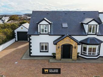 13 Roseville Heights, Fintra Road, Killybegs, Co. Donegal - Image 2