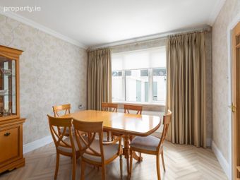 8 Clonkeen Grove, Dun Laoghaire, Co. Dublin - Image 4