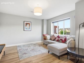26 Bay Meadows Park, Dublin 15, Hollystown, Dublin 15 - Image 3