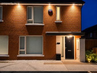11 Stratton Drive, With Attic Conversion, Adamstown, Lucan, Co. Dublin, Adamstown, Co. Dublin