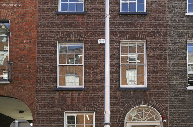 Upper Pembroke Street, Dublin 2 - Click to view photos