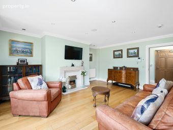 2 Willow Lodge, Farmleigh Avenue, Castleknock, Dublin 15 - Image 4