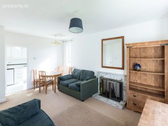 Apartment 40, The Castlelands, Castleside Drive, Churchtown, Dublin 14 - Image 2