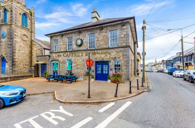 Caffrey's, The Square, Oldcastle, Oldcastle, Co. Meath - Click to view photos