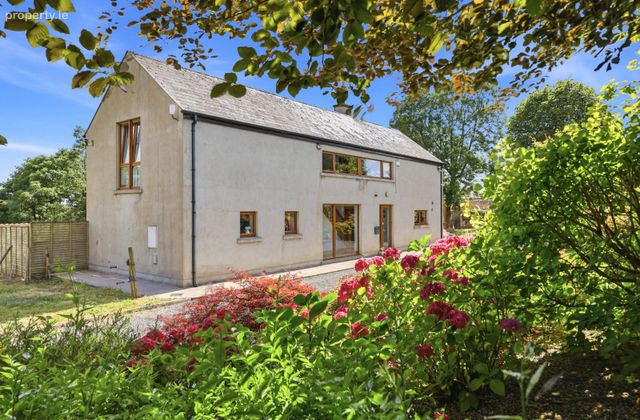 Rahyvira, Donohill, Annacarty, Co. Tipperary - Click to view photos