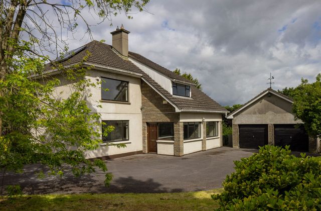 Killeek, St Margaret's, Swords, Co. Dublin - Click to view photos
