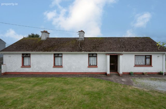 Curraclogh, Kilmurry, Lissarda, Co. Cork - Click to view photos