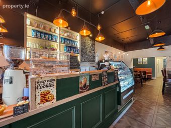 40 Eyre Square, Galway City Centre, Co. Galway - Image 2